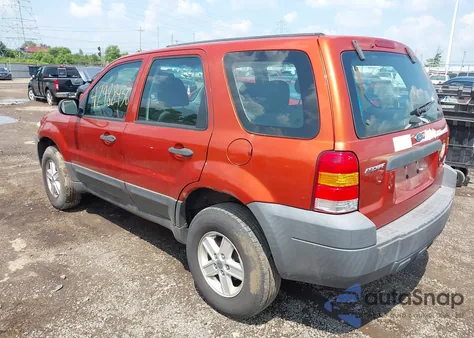 2007 Ford Escape Xls z USA, uszkodzony, nr VIN 1FMYU02Z47KB35611